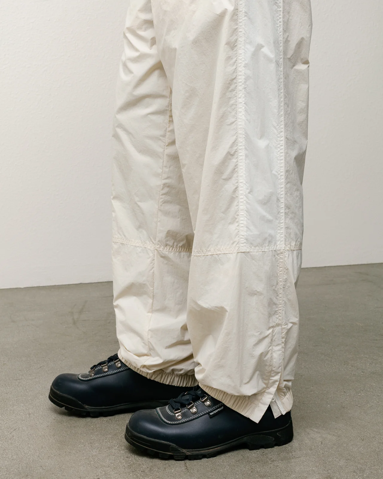 NYLON TRACK PANT - Image 2