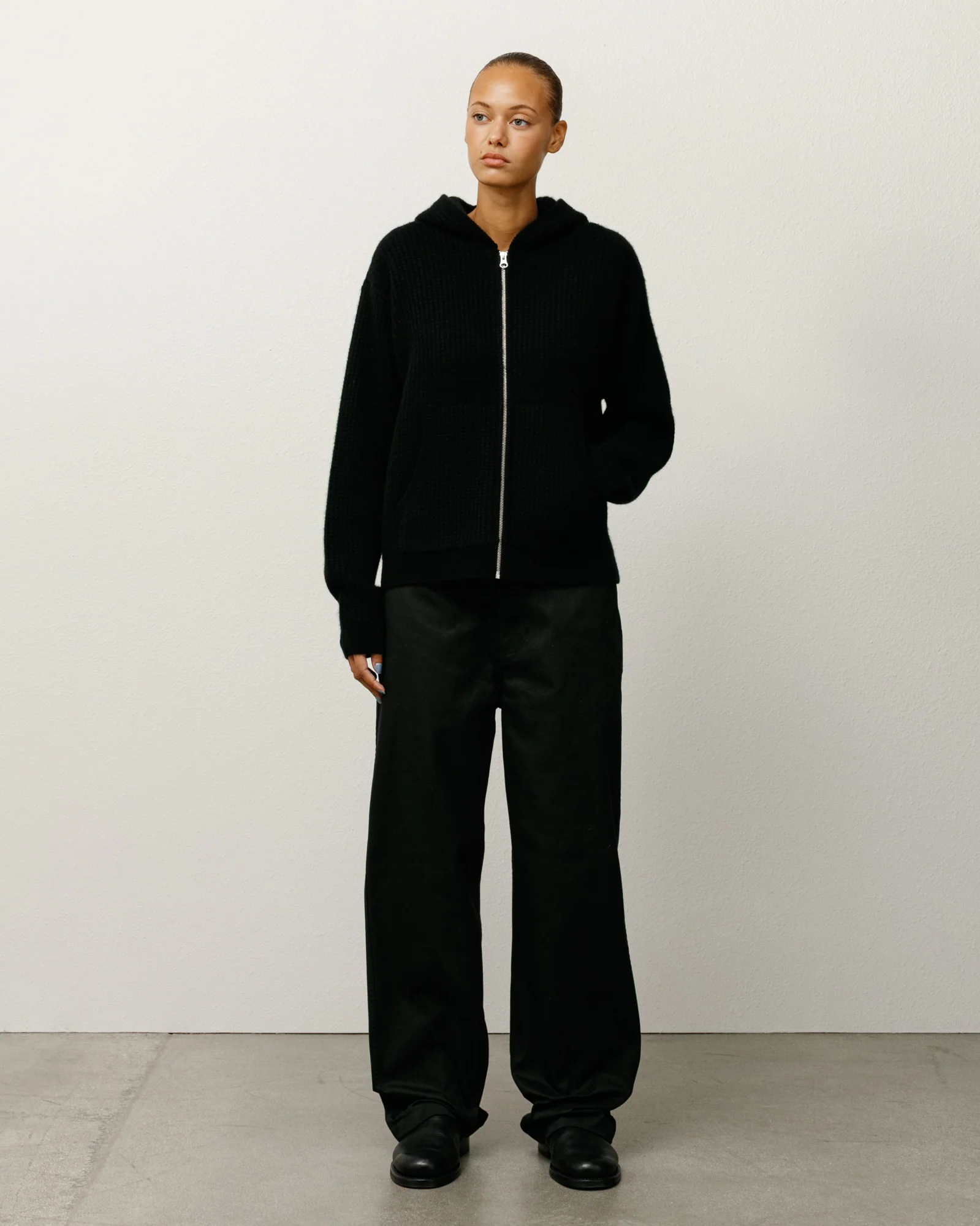 WAFFLE CASHMERE ZIP HOOD SWEATER - Image 3