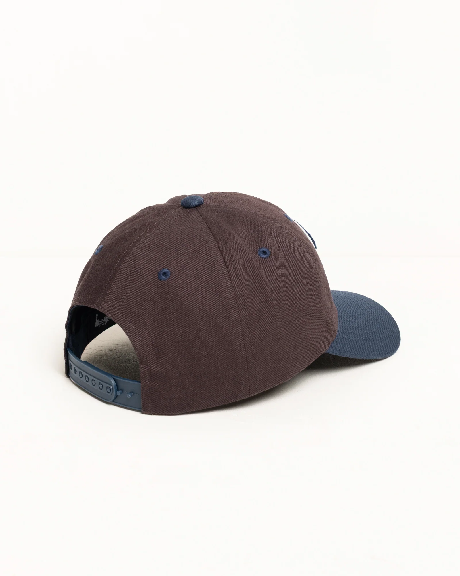 CHENILLE S SNAPBACK CAP - Image 3